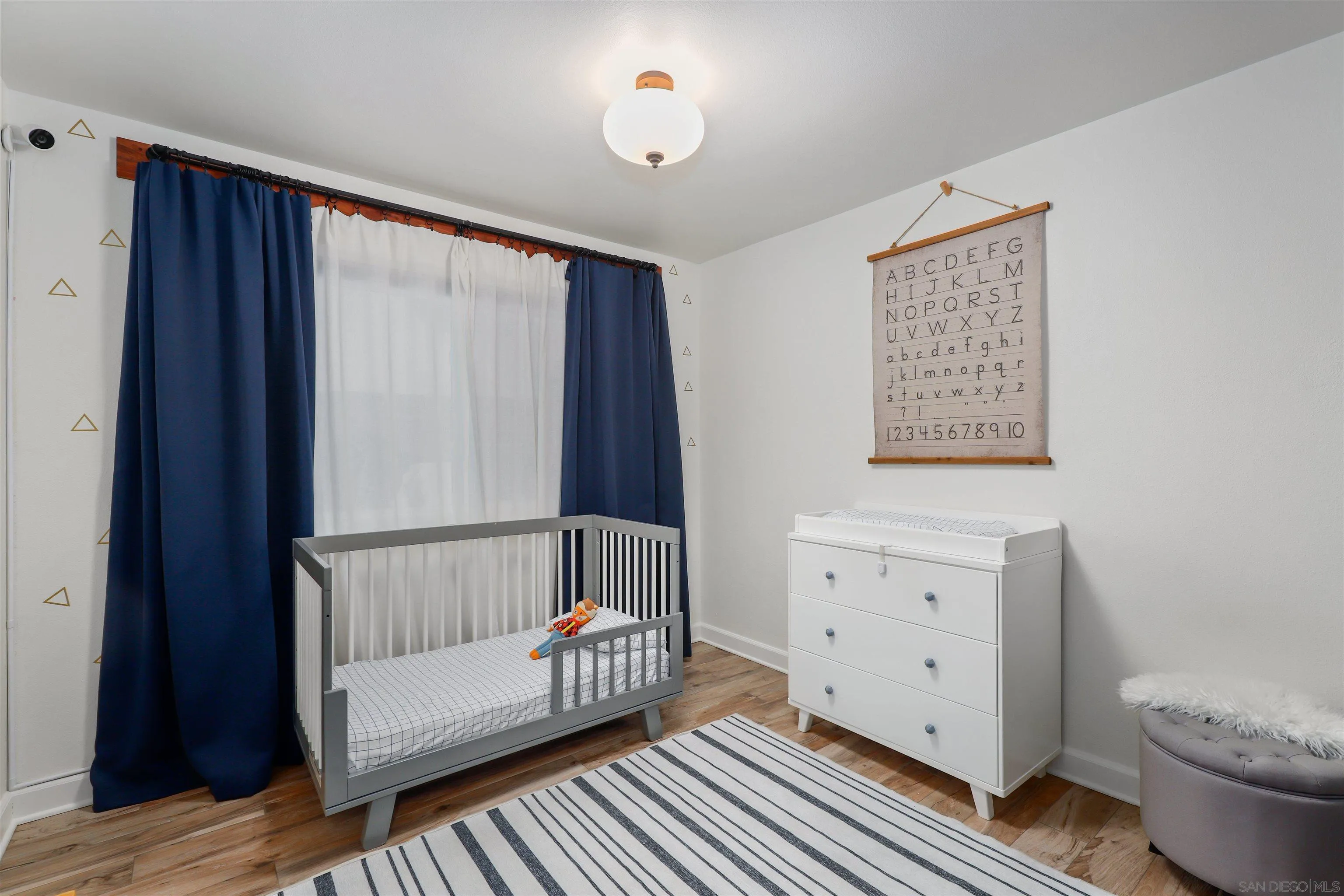 14717 Fieldview Way Poway, CA 92064 - Photo 27 of 35 a bedroom with furniture and a window
