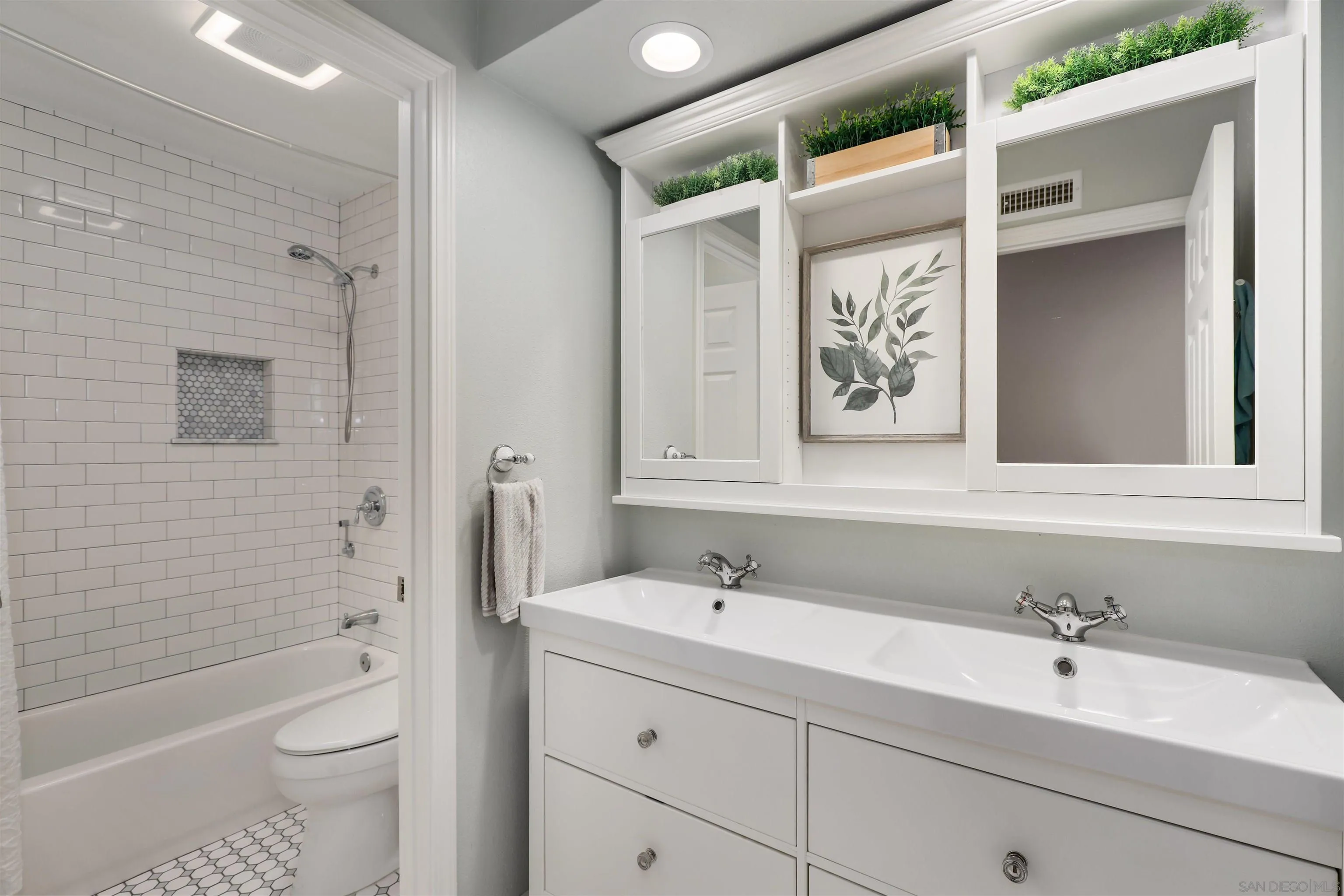14717 Fieldview Way Poway, CA 92064 - Photo 28 of 35 a bathroom with a sink a toilet and shower