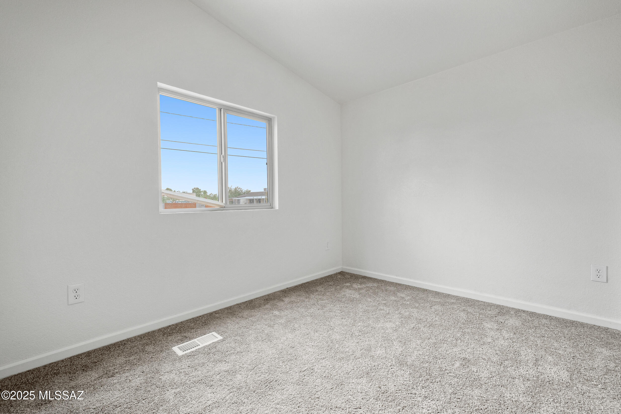 744 West Simmons Road Tucson, AZ 85705 - Photo 21 of 27 Bedroom