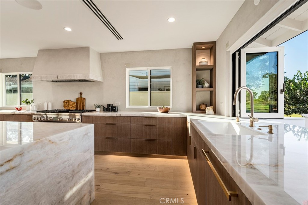4230 North Virginia Road Long Beach, CA 90807 - Photo 25 of 74 Kitchen