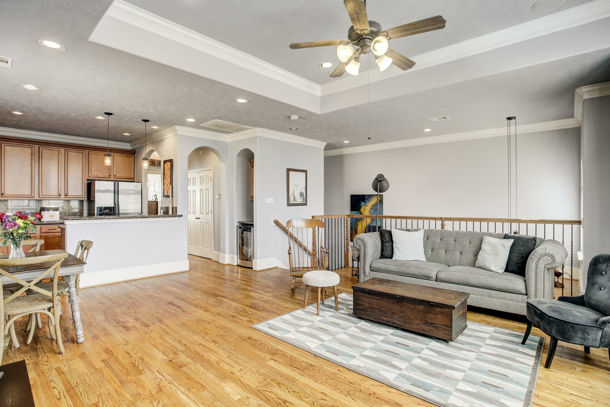 1364 Studer Street Houston, TX 77007 - Photo 3 of 22