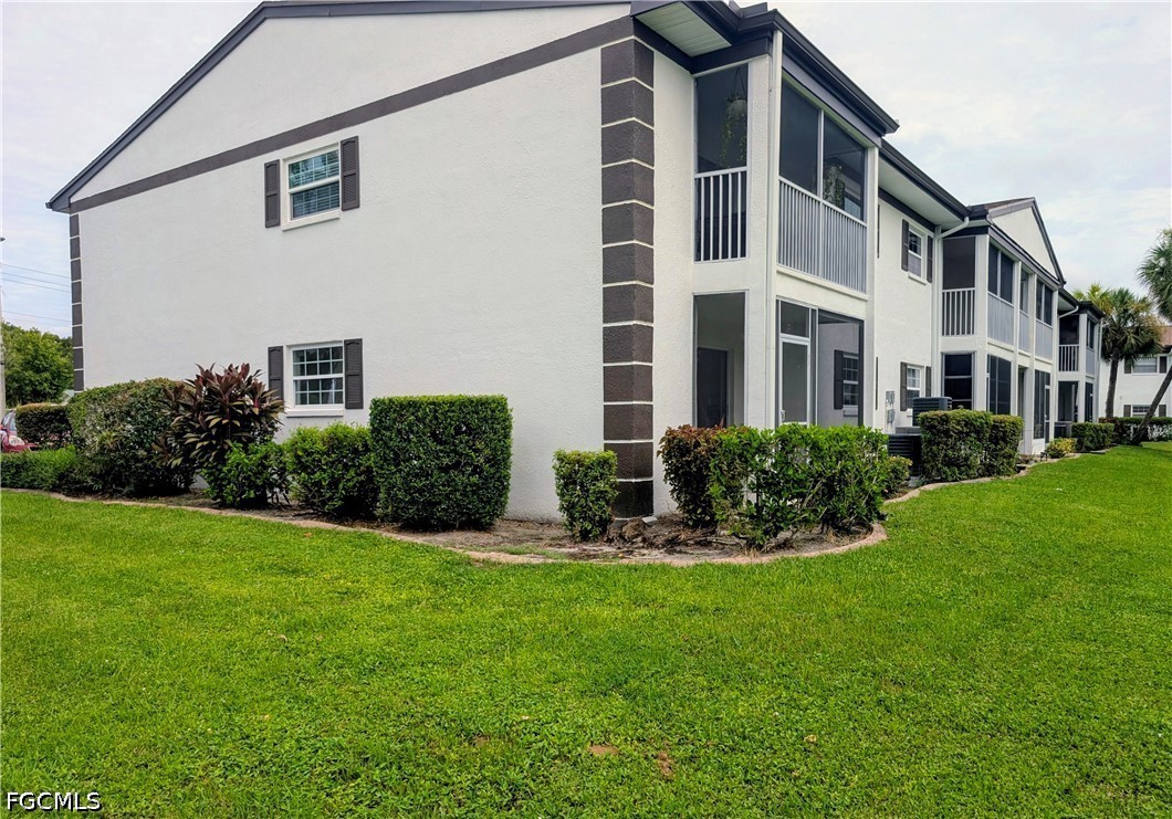 7049 New Post Road, Unit E4 North Fort Myers, FL 33917 - Photo 9 of 12 Gallery Image 9