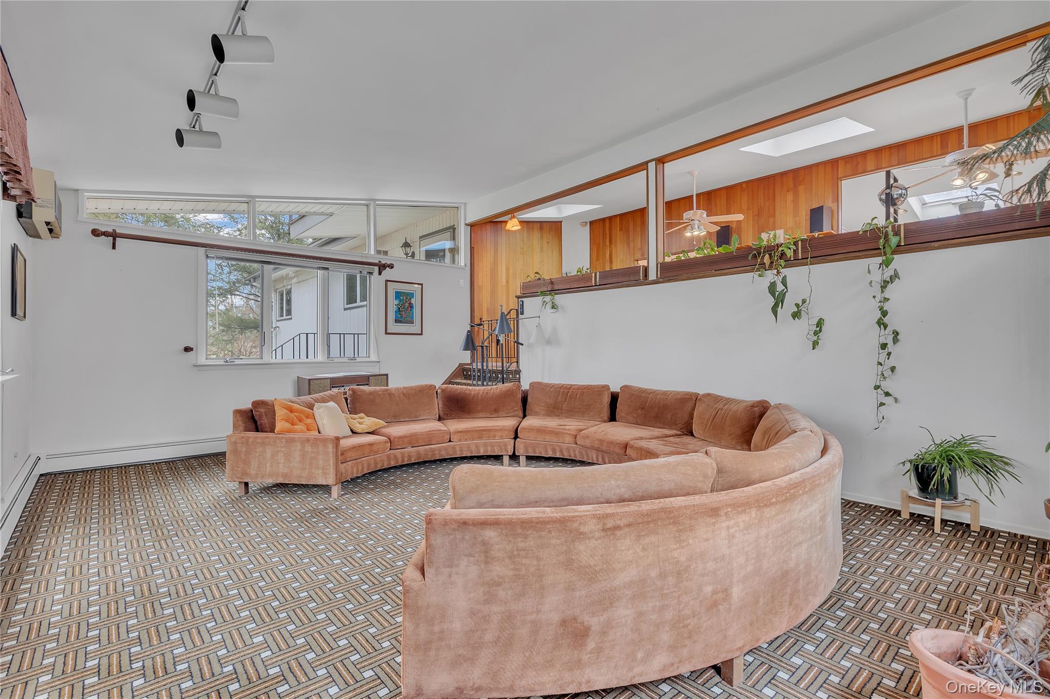 260 Watch Hill Road Cortlandt Manor, NY 10567 - Photo 8 of 36