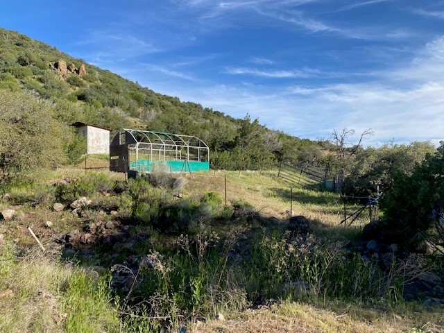 25898 Lakeside Road Tehachapi, CA 93561 - Photo 8 of 30