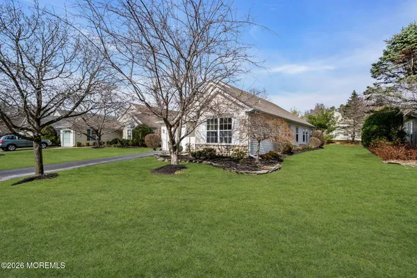 $589,000 | 11 Schoolhouse Lane, Lakewood, NJ 08701