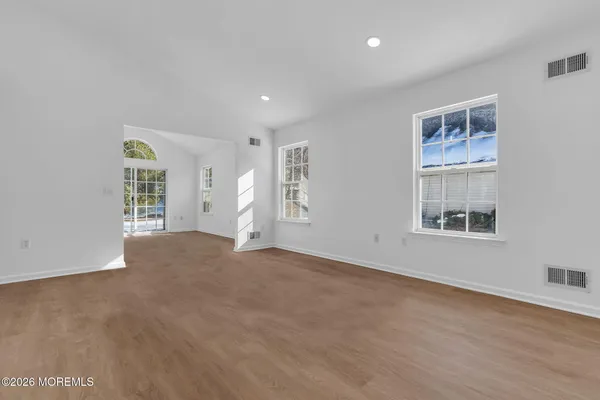 $589,000 | 11 Schoolhouse Lane, Lakewood, NJ 08701