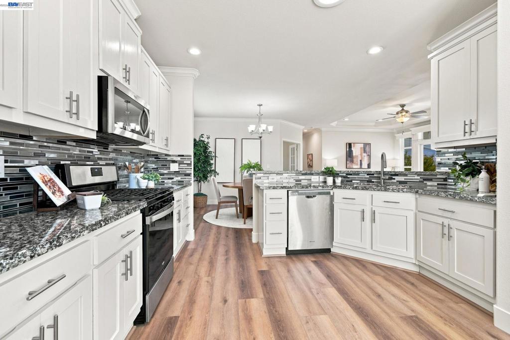 1945 Piner Road Santa Rosa, CA 95403 - Photo 11 of 38 Gallery Image 11