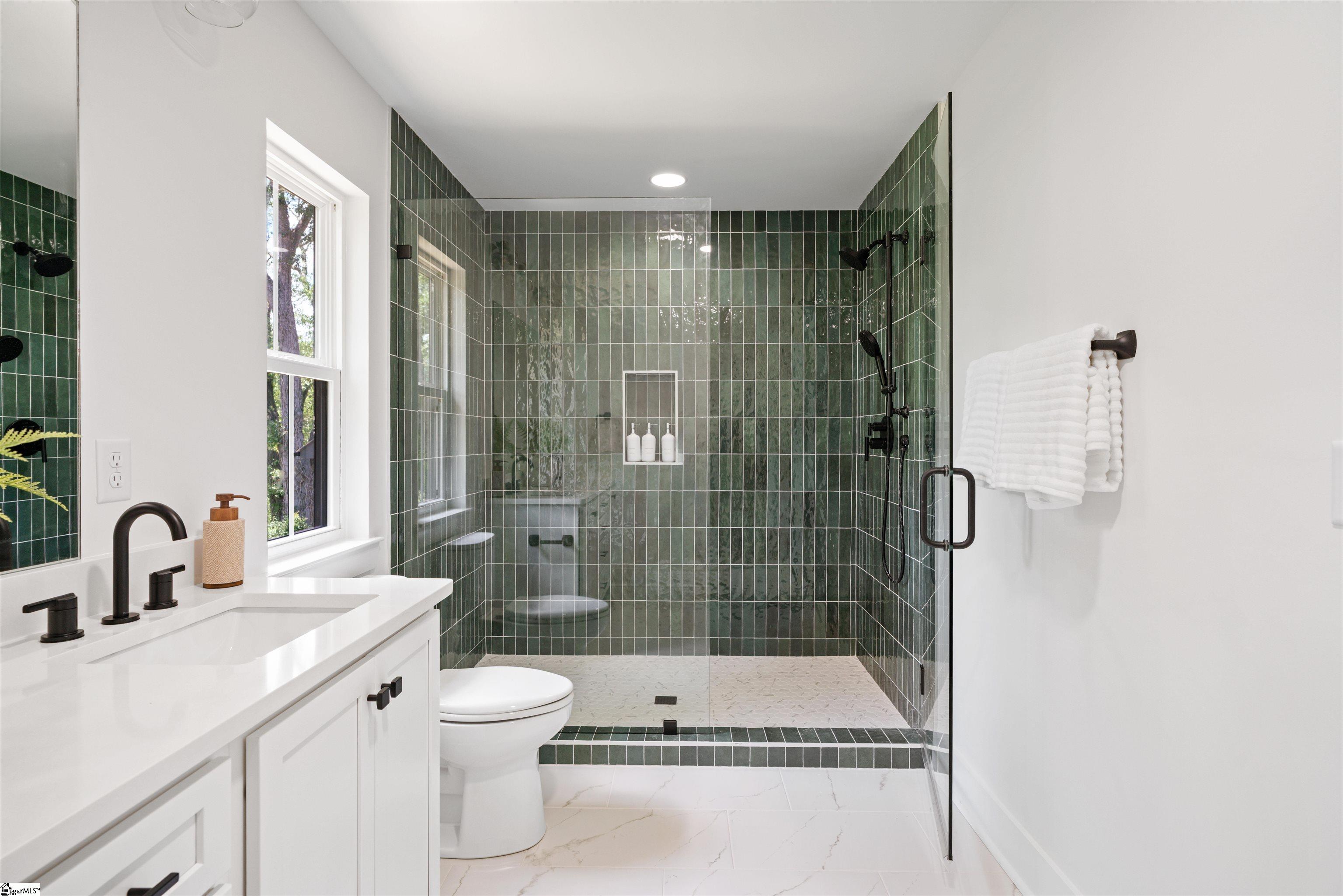 34 Lowndes Hill Road Greenville, SC 29607 - Photo 14 of 24