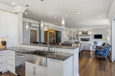 $3,995,000 | 15 Beach Street, Rockport, MA 01966