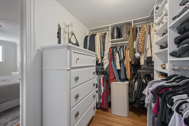 $675,000 | 533 West Belmont Avenue, Unit 1, Chicago, IL 60657