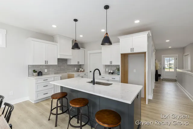 $409,900 | 6706 Sheldon Crossings Drive, Unit 46, Hudsonville, MI 49426