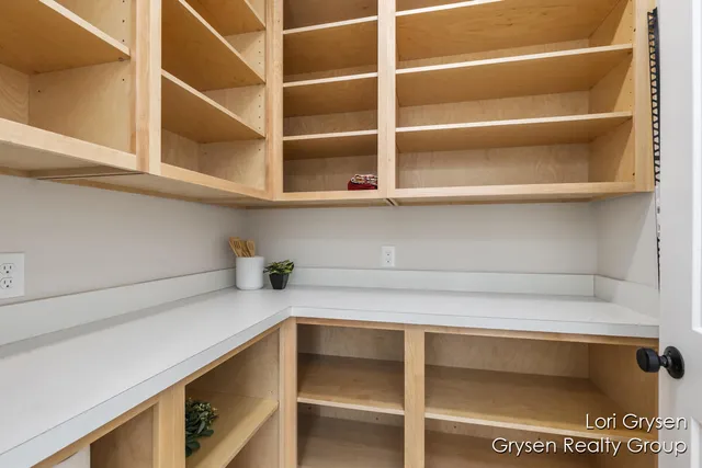 $409,900 | 6706 Sheldon Crossings Drive, Unit 46, Hudsonville, MI 49426