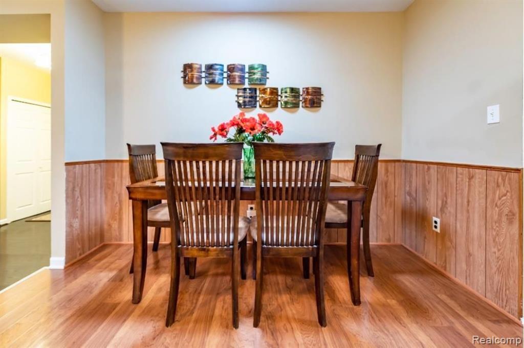 2260 Nixon Road Ann Arbor, MI 48105 - Photo 7 of 51