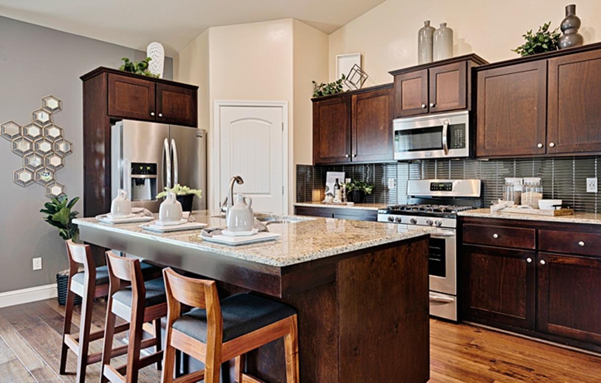697 Strada Street, Unit 66 Lemoore, CA 93245 - Photo 4 of 10 Gallery Image 4