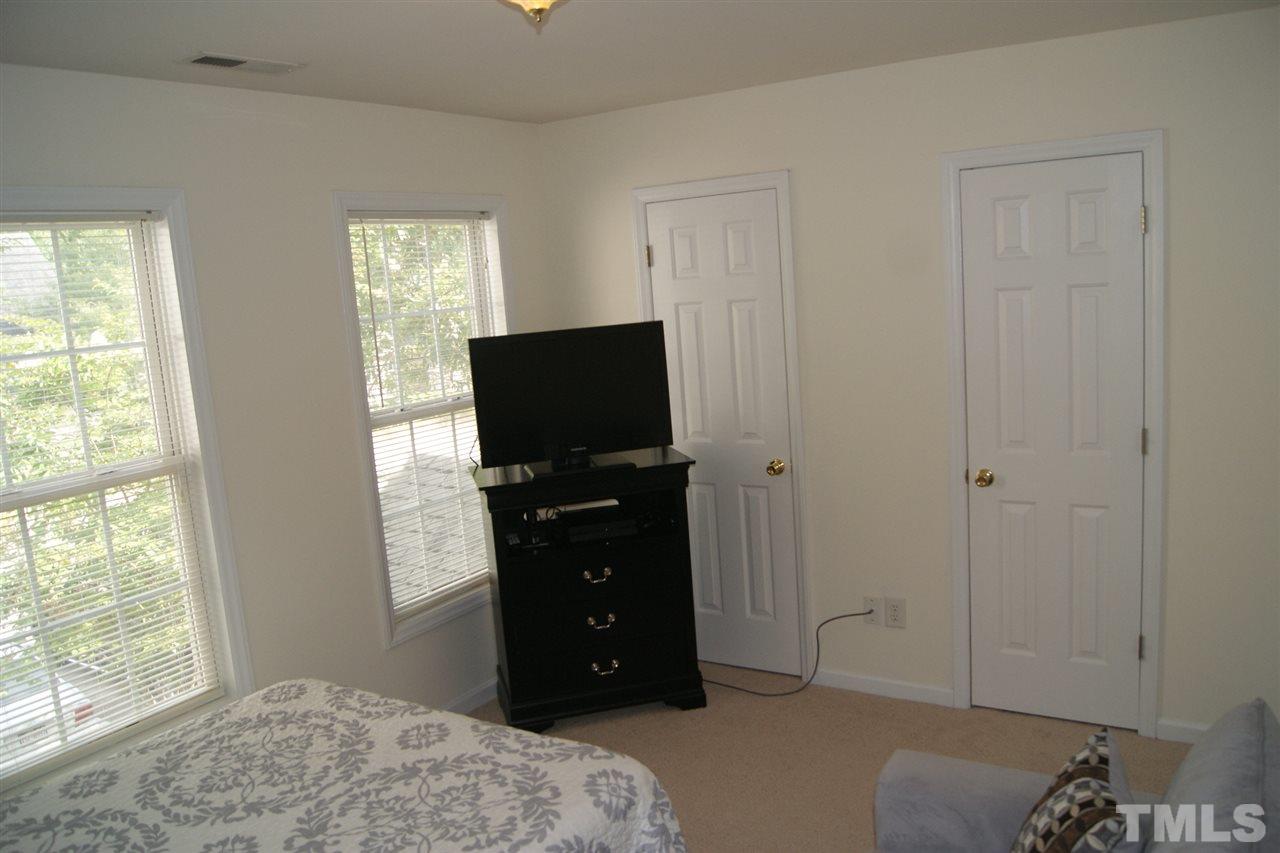 4623 Ravi Road Raleigh, NC 27604 - Photo 19 of 25 Gallery Image 19