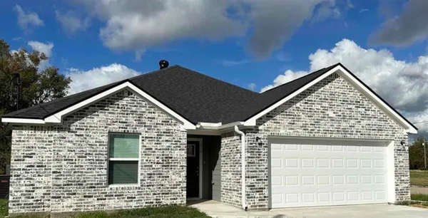 $1,995 | 610 Craig Street, Beaumont, TX 77701