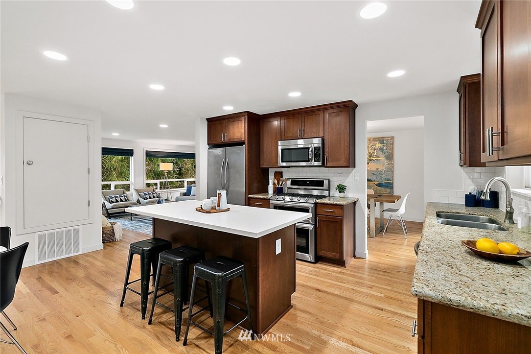 19031 Southeast 128th Street Renton, WA 98059 - Photo 13 of 30 Gallery Image 13
