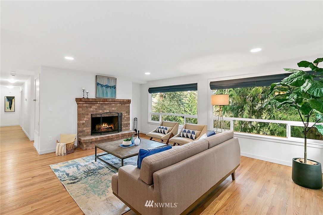 19031 Southeast 128th Street Renton, WA 98059 - Photo 5 of 30 Gallery Image 5