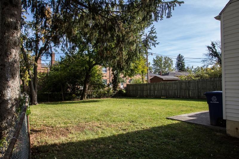 424 South James Road Columbus, OH 43213 - Photo 3 of 21