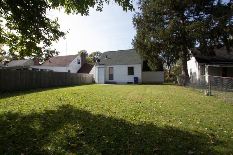 424 South James Road Columbus, OH 43213 - Photo 5 of 21