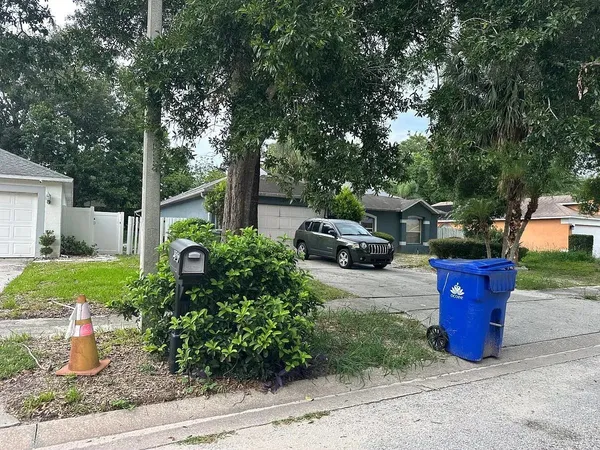 $5,000 | 693 Veronica Circle, Ocoee, FL 34761