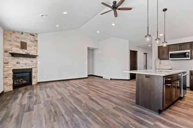 $339,000 | 2510 Stoney Brook Court, Manitowoc, WI 54220