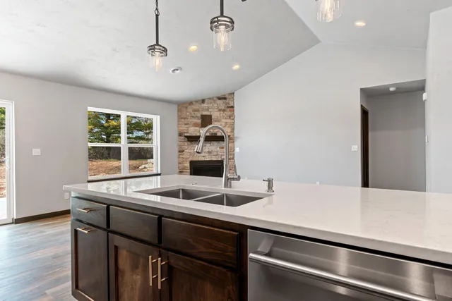 $339,000 | 2510 Stoney Brook Court, Manitowoc, WI 54220