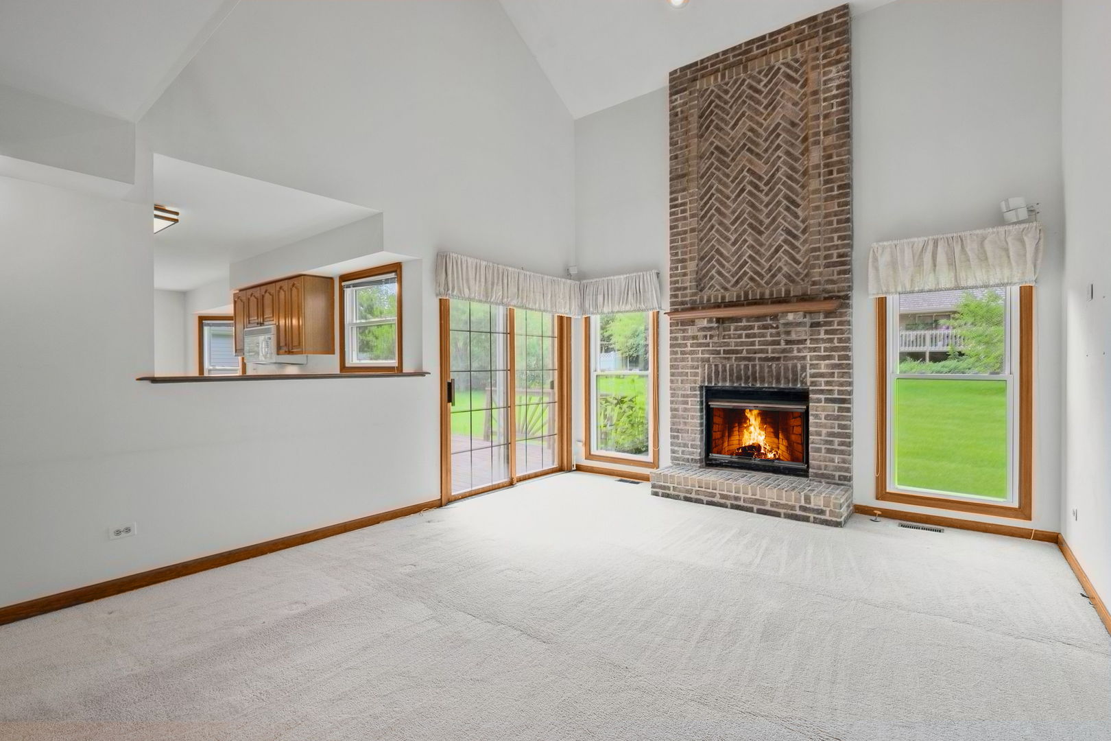 1848 Ravine Drive Gurnee, IL 60031 - Photo 7 of 28 Gallery Image 7