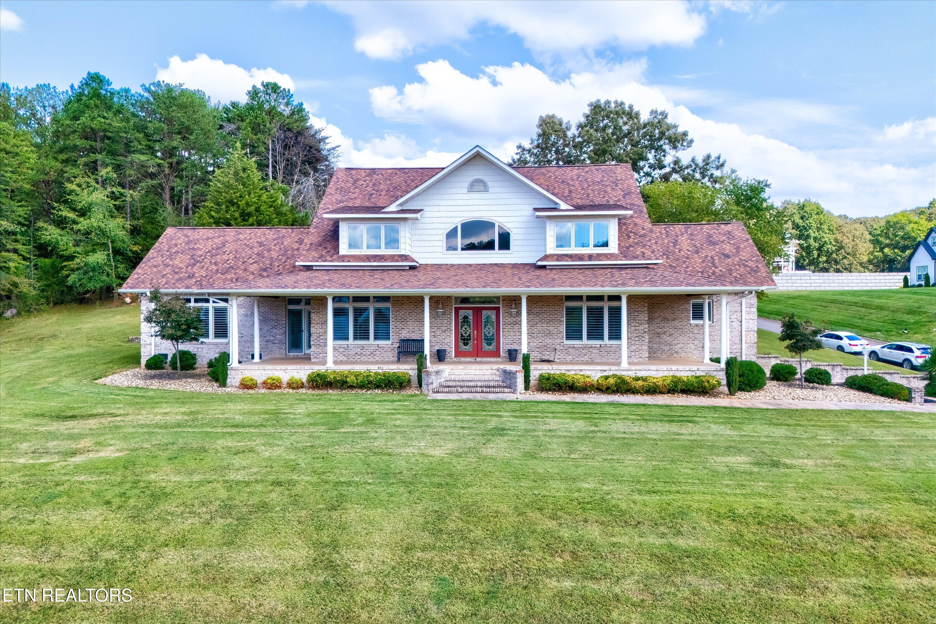 02-225 Rivers Edge Dr-2