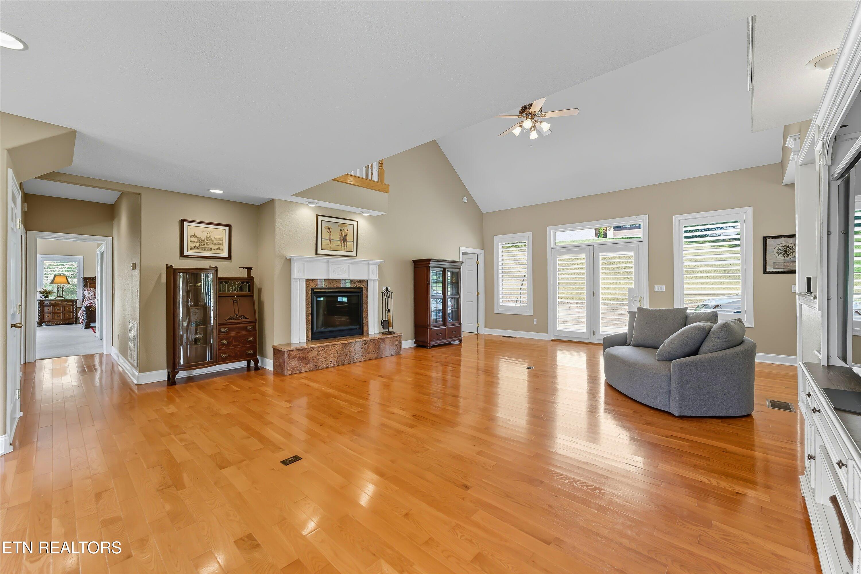 225 Rivers Edge Drive Loudon, TN 37774 - Photo 9 of 50 09-225 Rivers Edge Dr-9