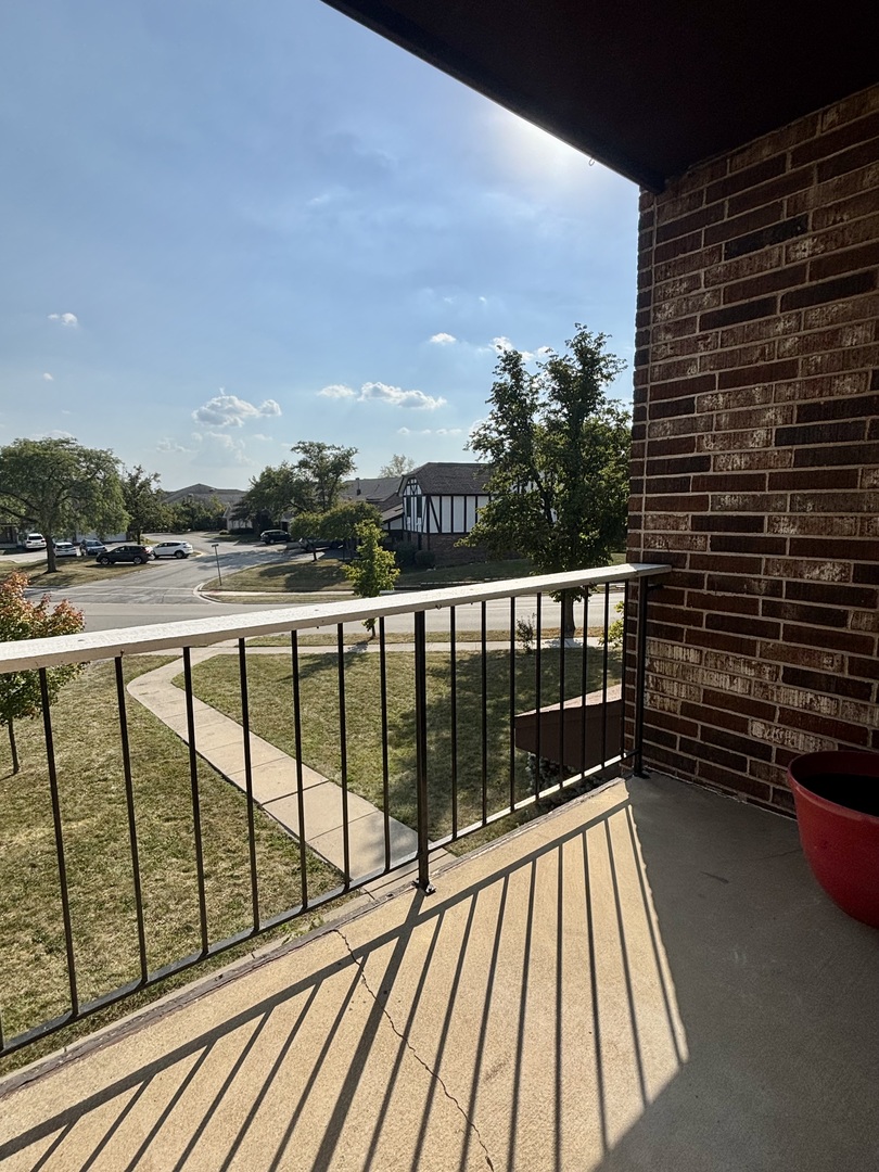 14949 Lake View Drive, Unit 204 Orland Park, IL 60462 - Photo 16 of 19