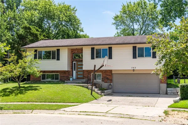 $349,900 | 703 Friar Tuck Court, Miamisburg, OH 45342