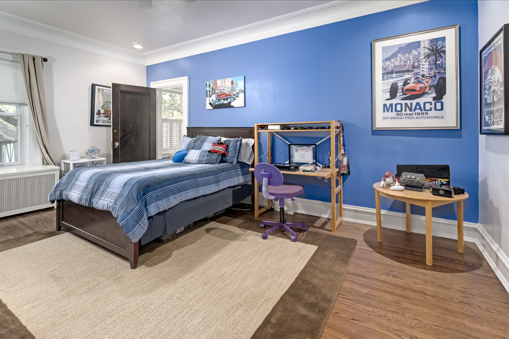 1111 Sheridan Road Wilmette, IL 60091 - Photo 47 of 76 a bedroom with a bed and a table in it