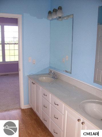 6153 Neff Road Edmore, MI 48829 - Photo 5 of 8 1772380-4.JPG