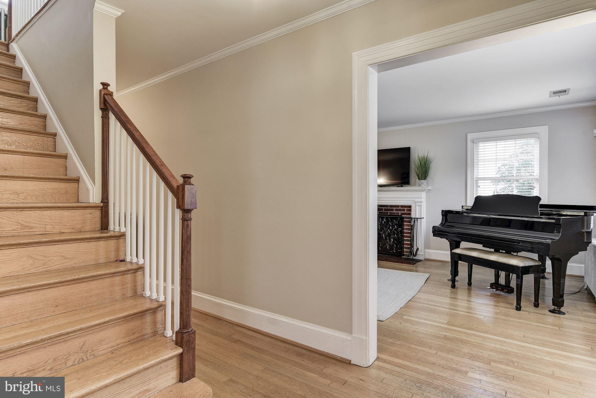 7507 Brookville Road Chevy Chase, MD 20815 - Photo 6 of 23 Center Hall