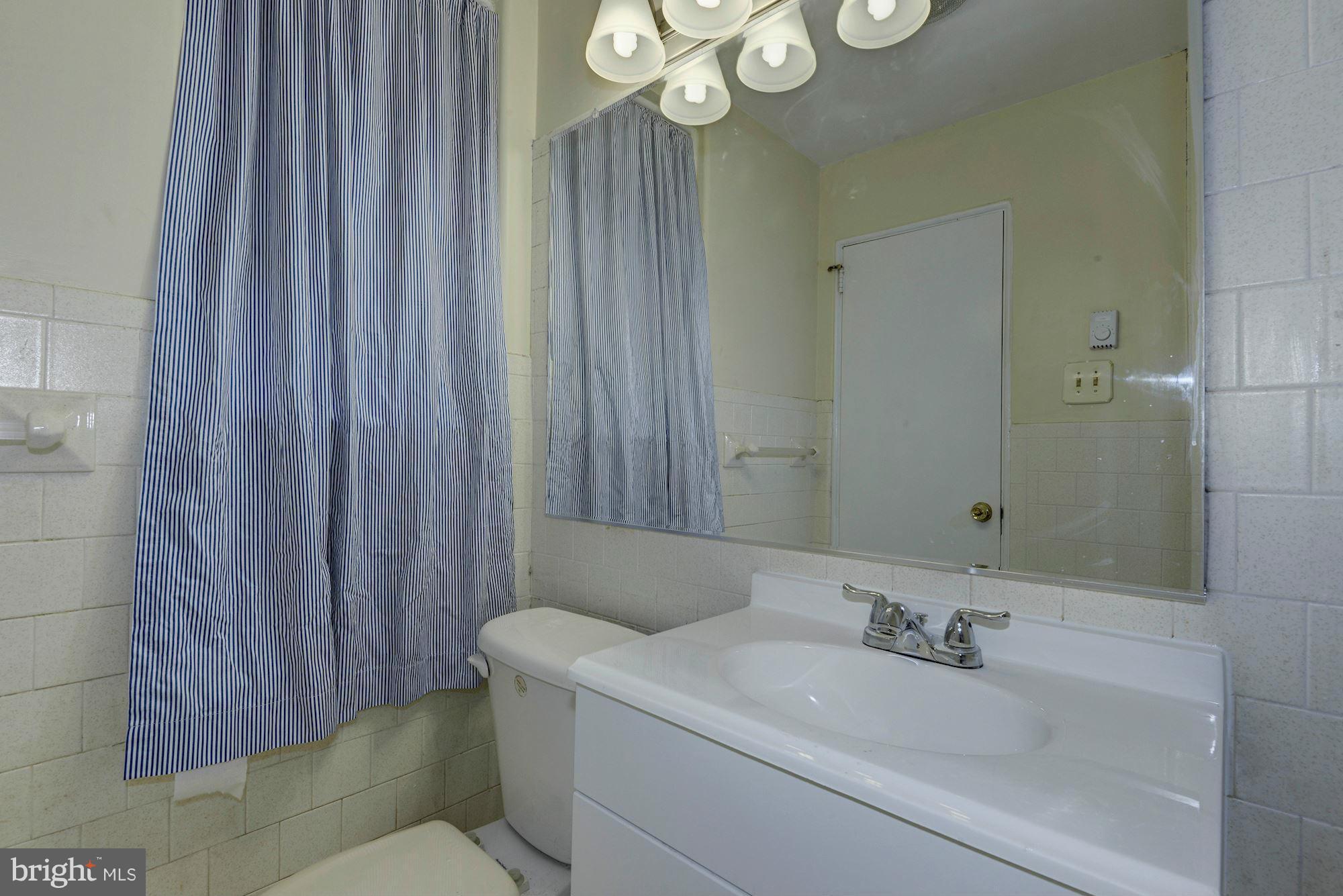 19 Ridge Road, Unit B Greenbelt, MD 20770 - Photo 24 of 30 Bath