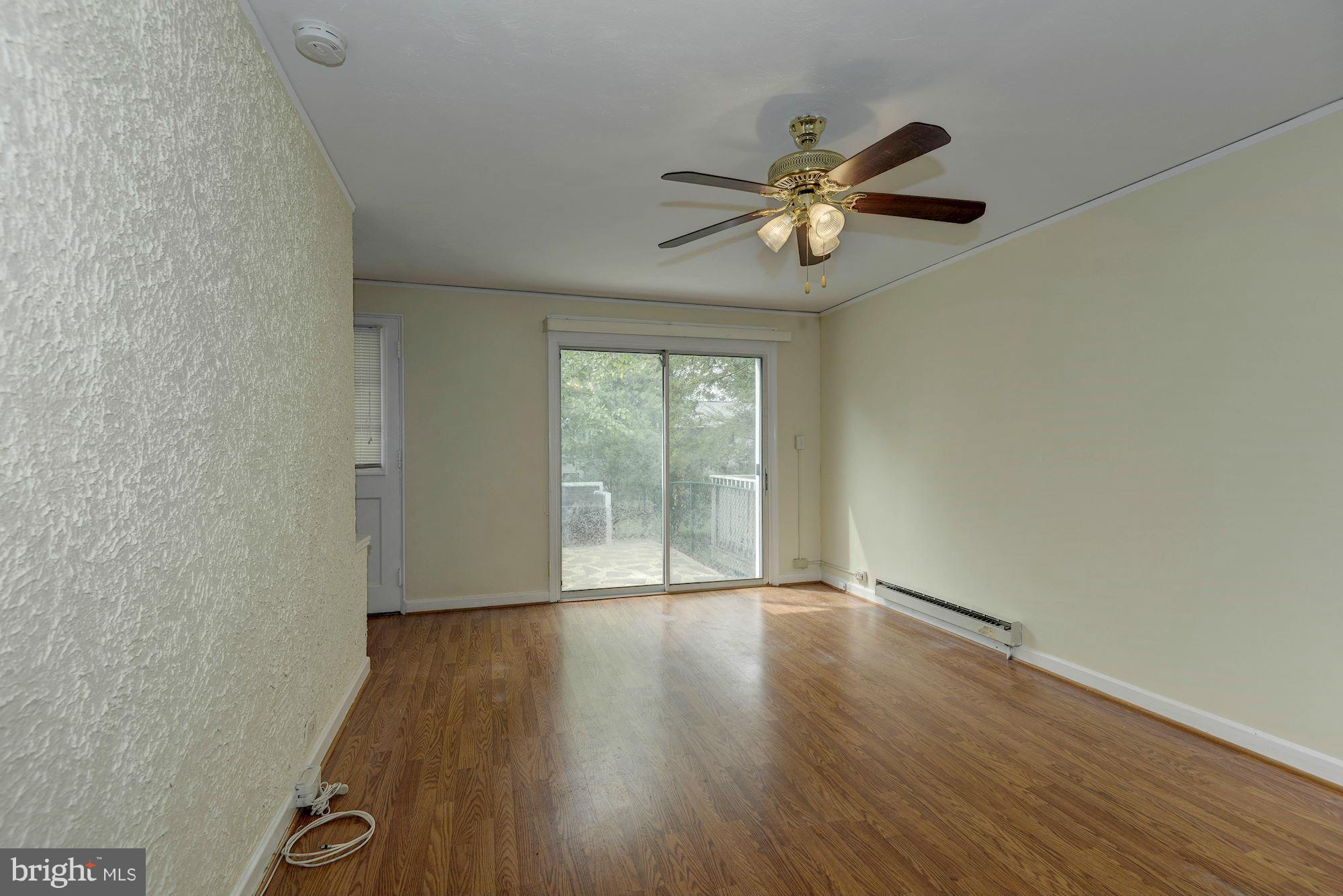 19 Ridge Road, Unit B Greenbelt, MD 20770 - Photo 8 of 30 Living Room