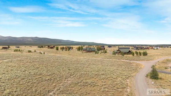 $325,000 | 3408 Avocet Court, Island Park, ID 83429