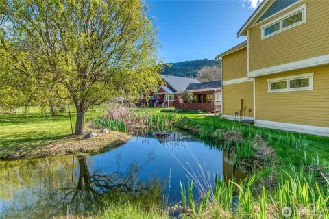 a view of a volley ball court