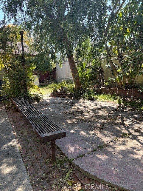 8 Silver Spring Drive Rolling Hills Estates, CA 90274 - Photo 4 of 5