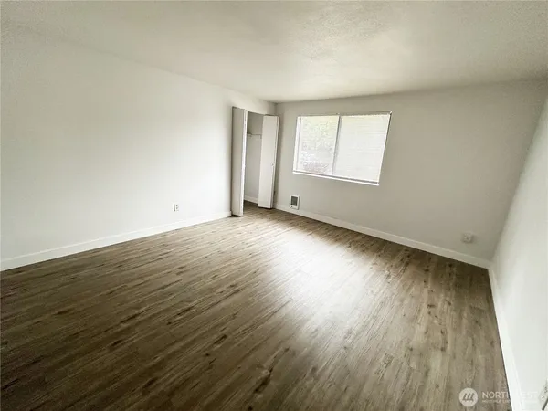 $419,950 | 25051 144th Place Southeast, Kent, WA 98042