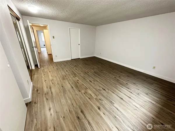 $419,950 | 25051 144th Place Southeast, Kent, WA 98042