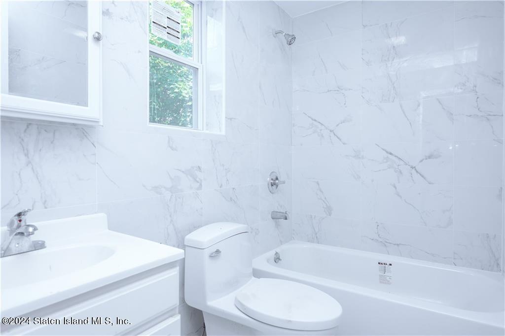 101 Wright Street Staten Island, NY 10304 - Photo 16 of 24 GetMedia (8)