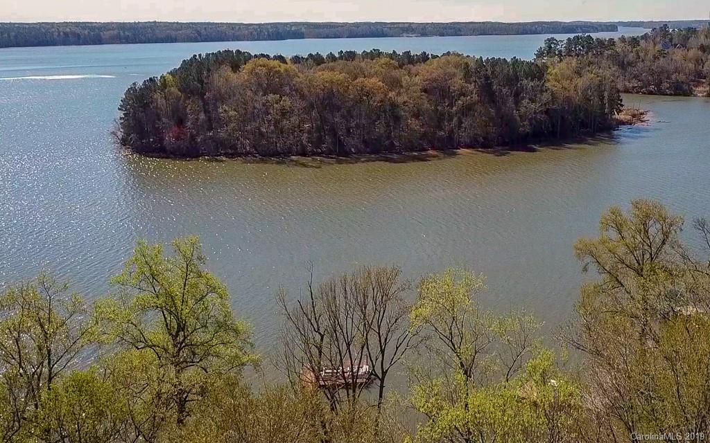 1031 Jackson Road Fort Lawn, SC 29714 - Photo 2 of 31 Gallery Image 2