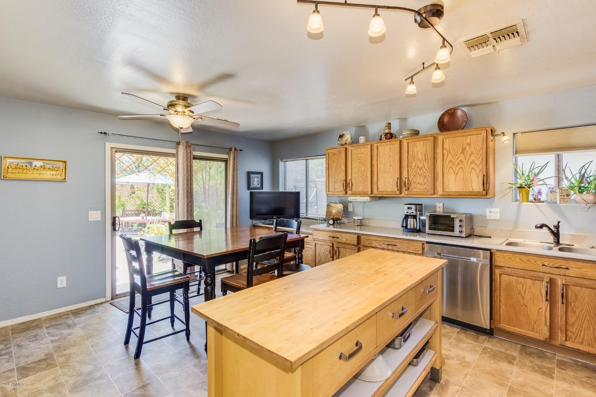 3727 West Fremont Rd. Phoenix, AZ 85041 - Photo 7 of 23 112bf37ae8a3e393804f8ccd1d62f632