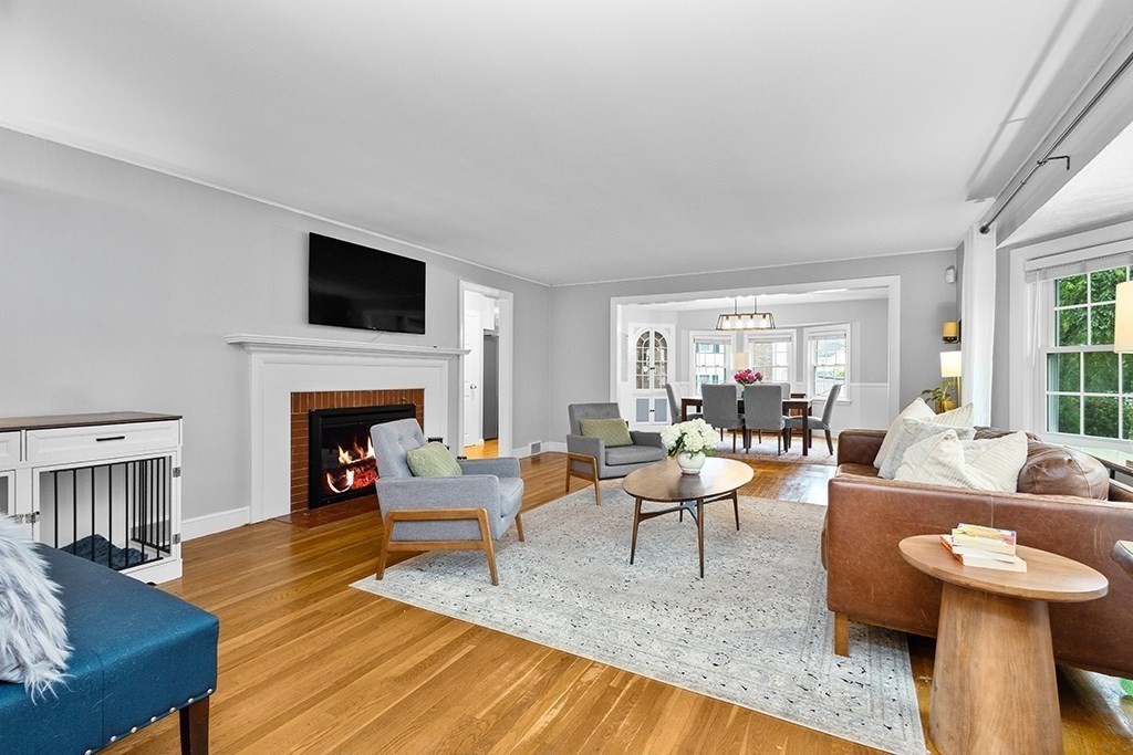 115 Walnut Street Dedham, MA 02026 - Photo 4 of 39