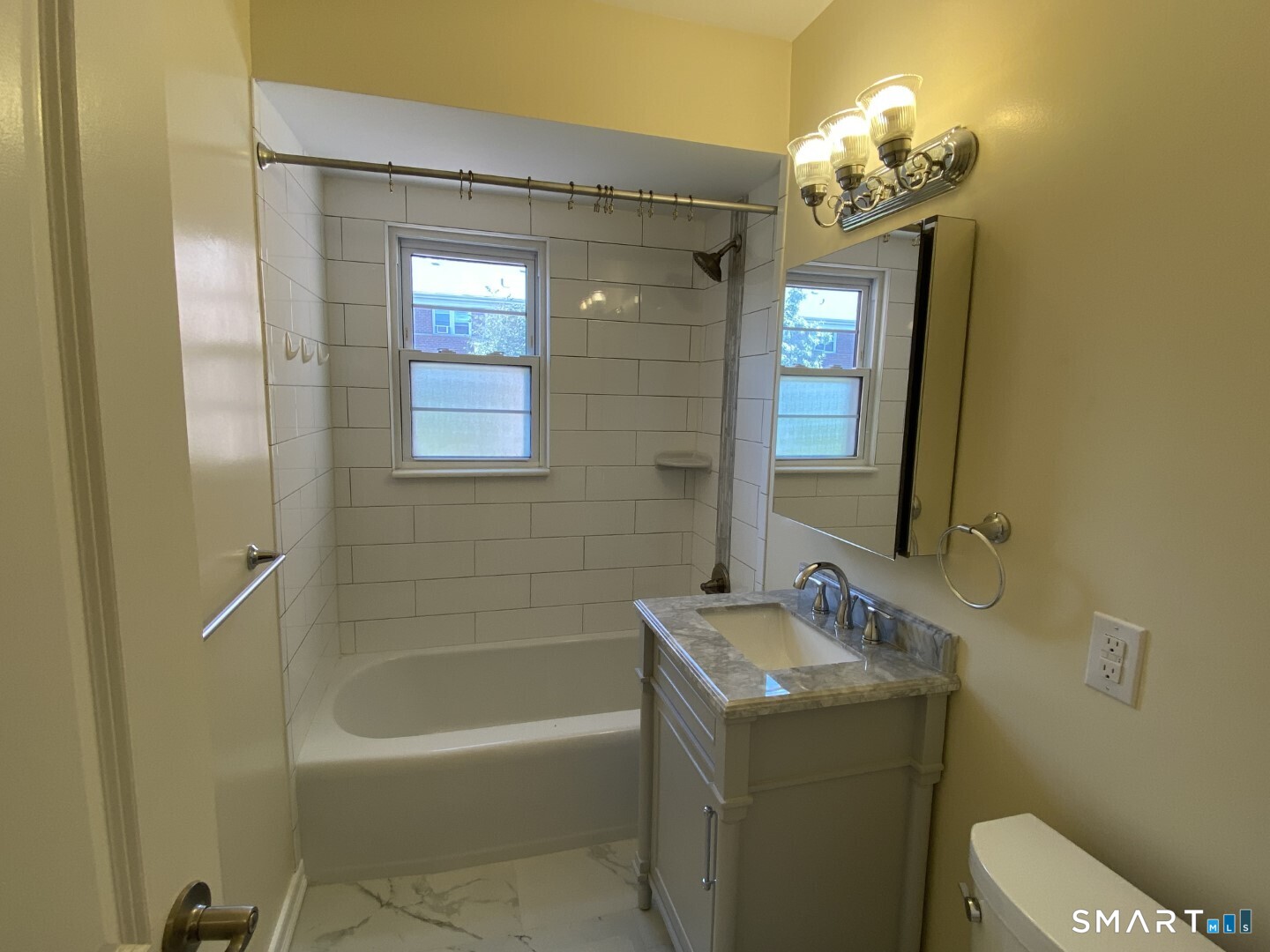 244 Glenbrook Road, Unit 35A Stamford, CT 06906 - Photo 9 of 15