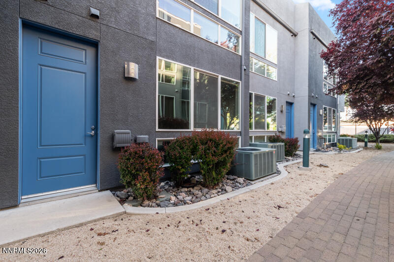 374 State Street Reno, NV 89501 - Photo 15 of 16 a view of a house with a patio