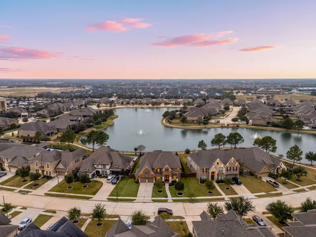 $925,000 | 10703 William Pass Lane, Cypress, TX 77433