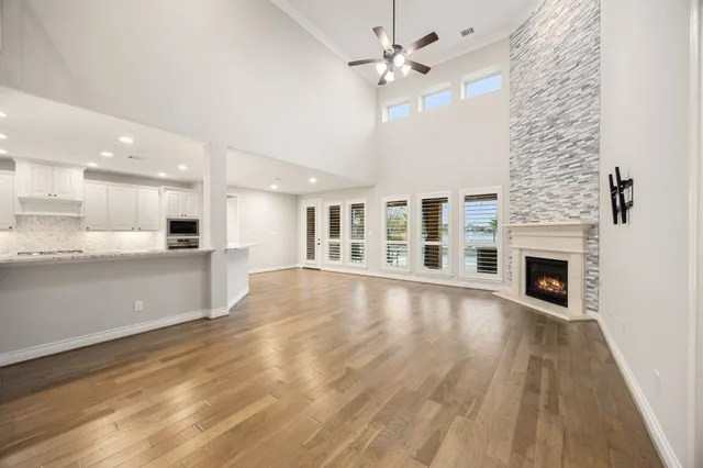 $925,000 | 10703 William Pass Lane, Cypress, TX 77433